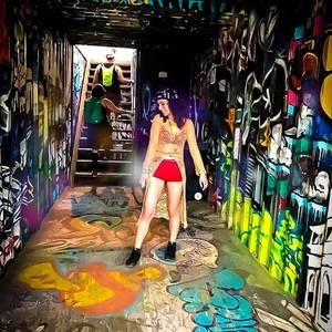 Meet your Posher, Desi